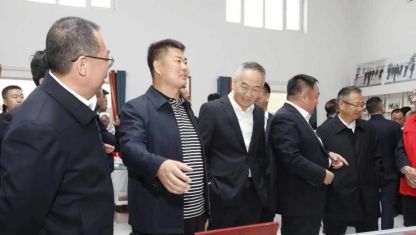 全區(qū)農(nóng)信社觀摩團(tuán)赴旭一牧業(yè)參觀考察學(xué)習(xí)